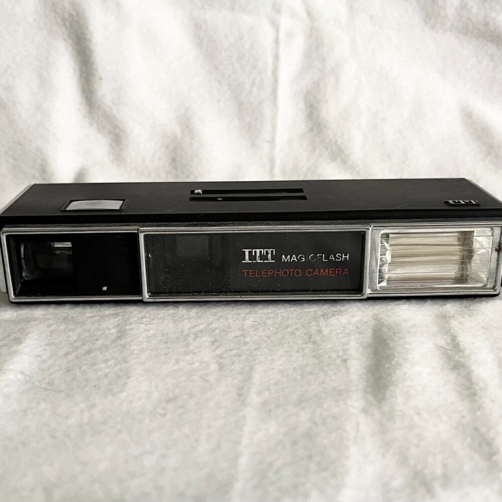 Vintage 1970’s ITT MagicFlash Telephoto 110 Camera** UNTESTED